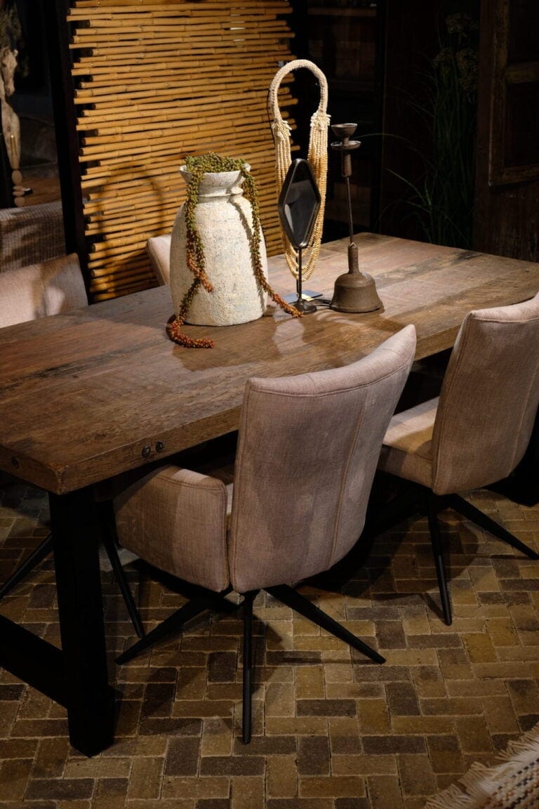 Eetkamertafel Bassano - 200m - Livik meubelen