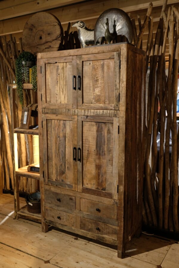 Kast Bassano - Hoog - Livik meubelen