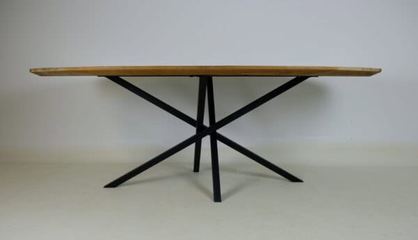 Eetkamertafel Manu - Ovaal