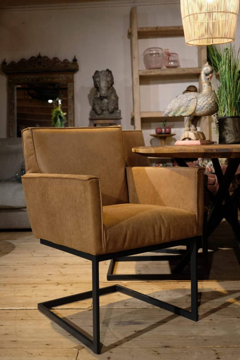 Eetkamerstoel Zara met armleuning - Livik meubelen