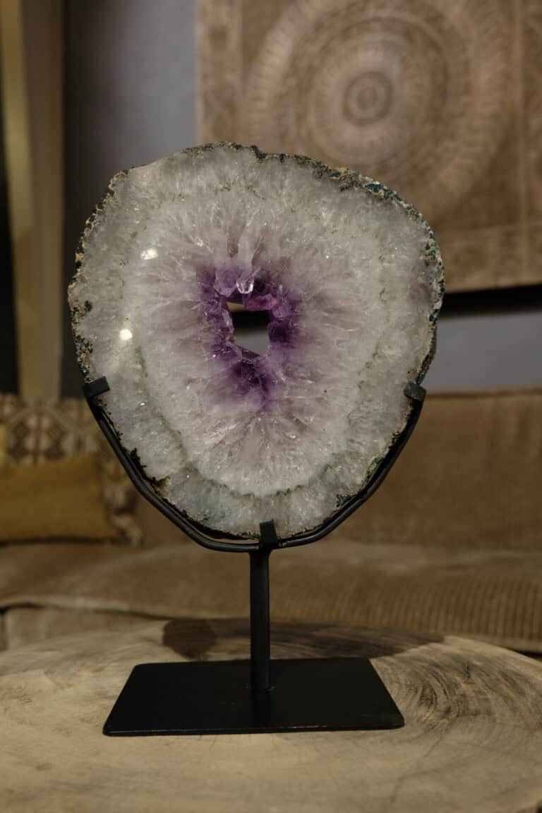 Amethist schijf op standaard - Livik meubelen