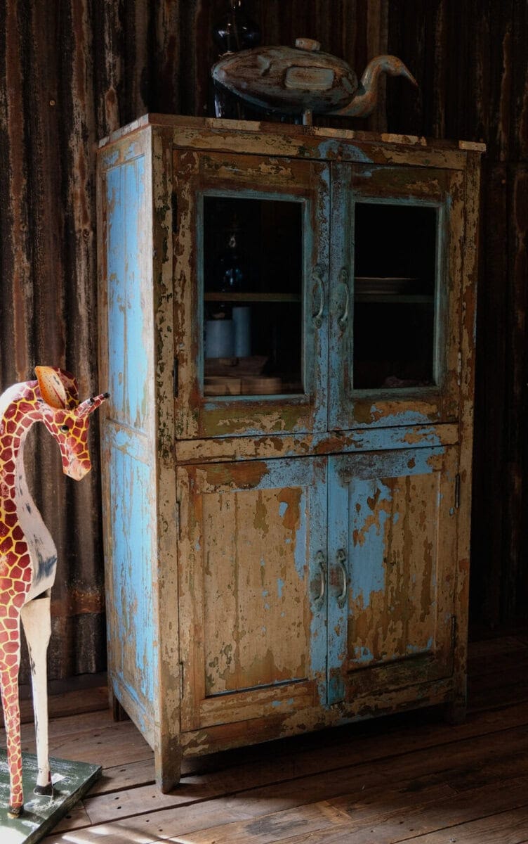 Kast Faris - Livik meubelen