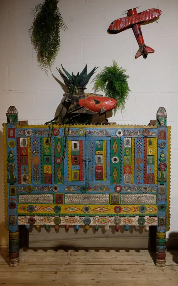 Bruidskast India - Livik meubelen