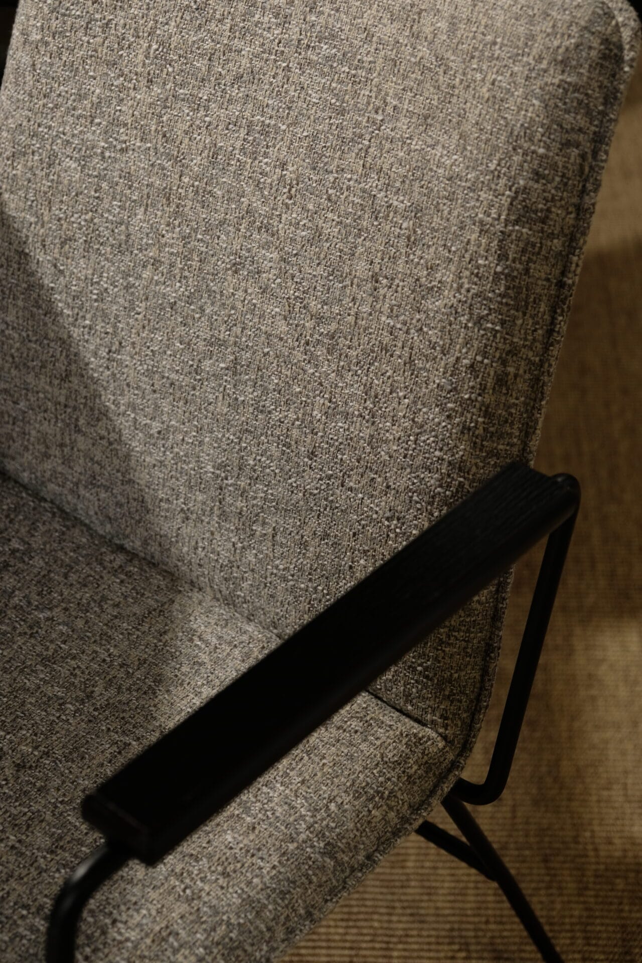 Eetkamerstoel Jim met arm - Livik meubelen